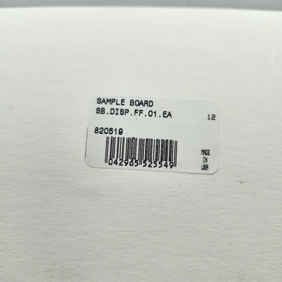 Yakima Bait Flatfish High Action Wiggling Plug Sample Board 820516 - Picture 3 of 3